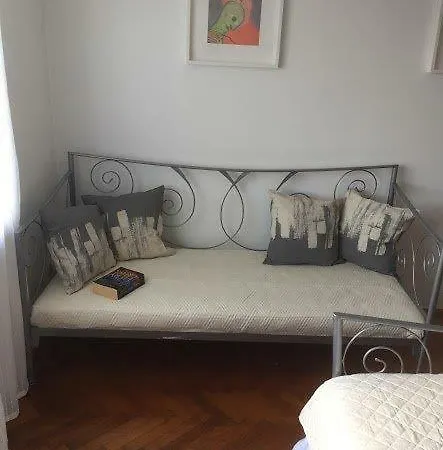 Spacious In City Center شقة *