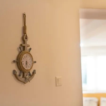 Spacious In City Center شقة سبليت