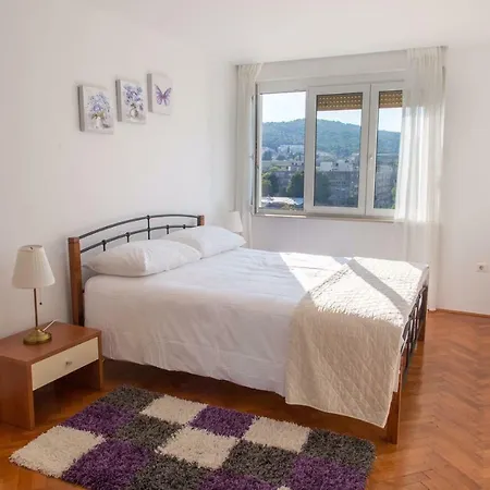 Spacious In City Center * سبليت